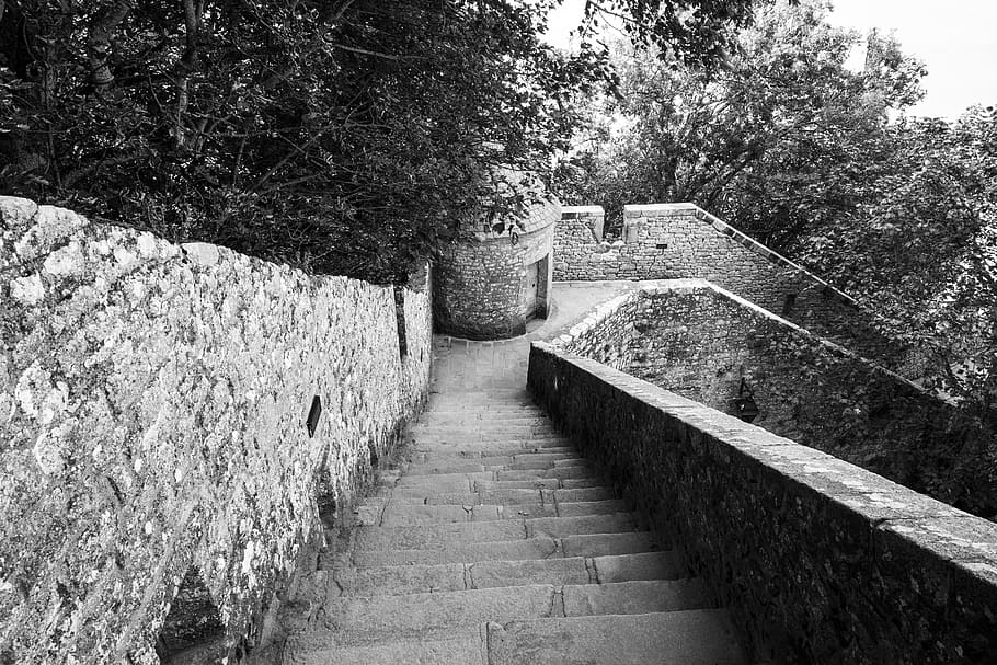 stairs, desending, down, up, travel, path, journey, pathway HD wallpaper
