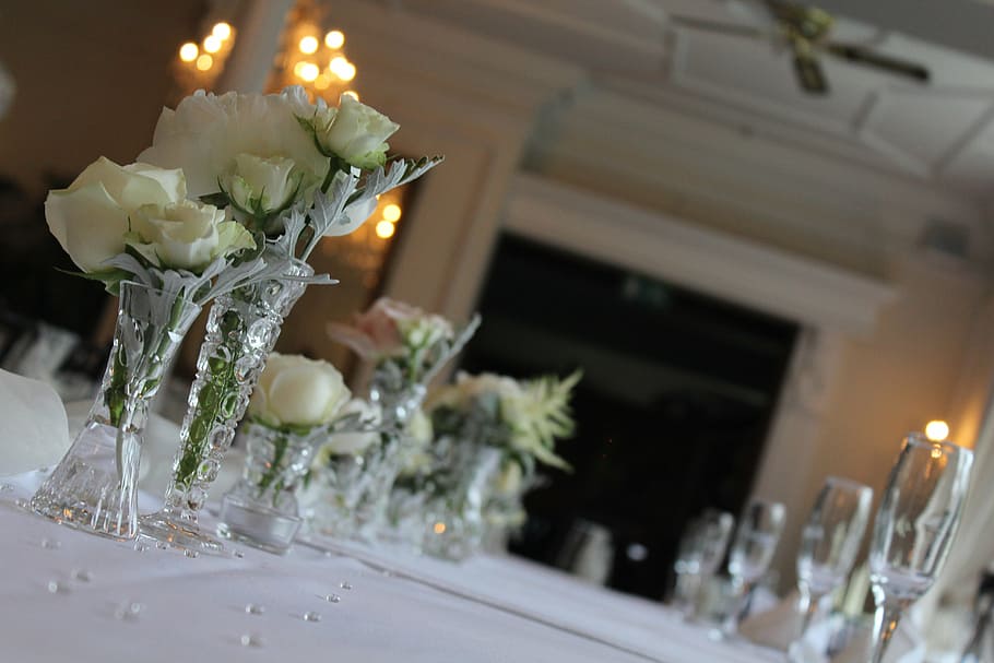 white roses centerpieces with lighted candles, wedding, tables, HD wallpaper