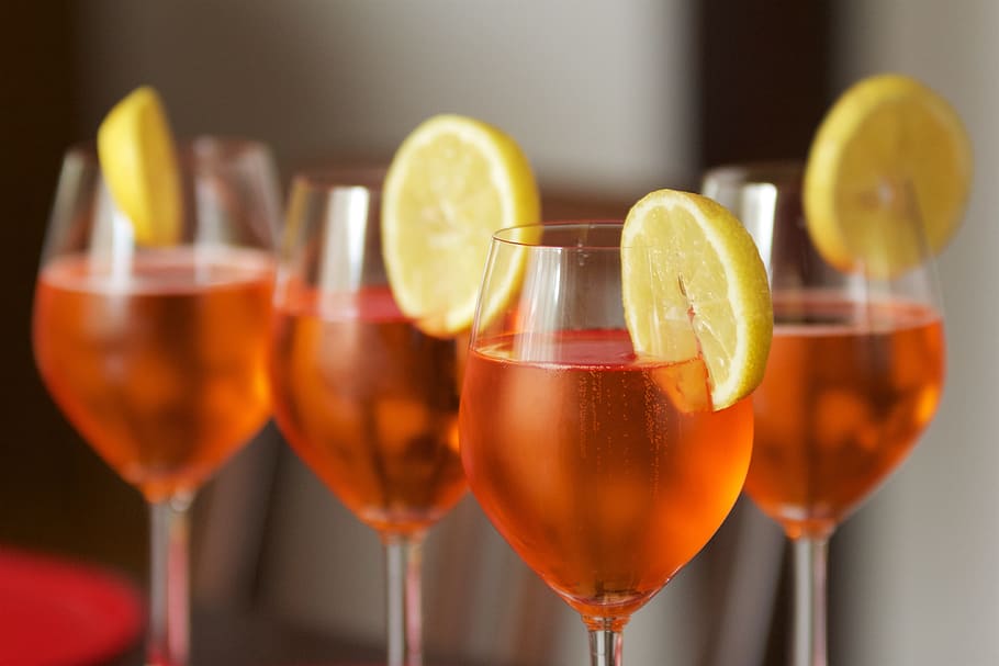 wine, glass, alcoholic, drinks, beverage, lemon, garnish, refreshment HD wallpaper
