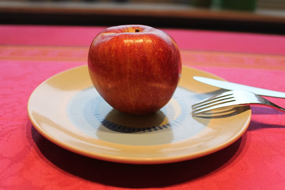apple, fruit, red, vitamins, frisch, delicious, food, eat, healthy HD wallpaper