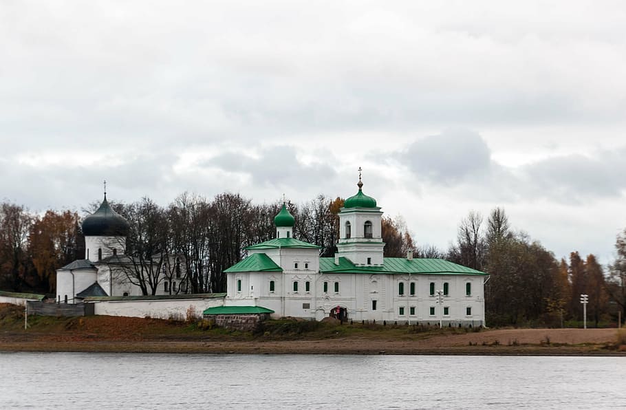 monastery, mirozhsky, architecture, cross, pskov, russia, cloud, HD wallpaper