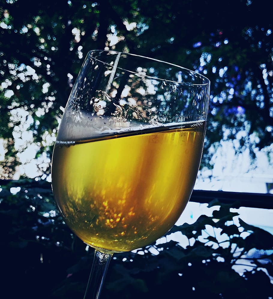 chill, wine, glass, cold, drink, life, chilling, refreshment HD wallpaper