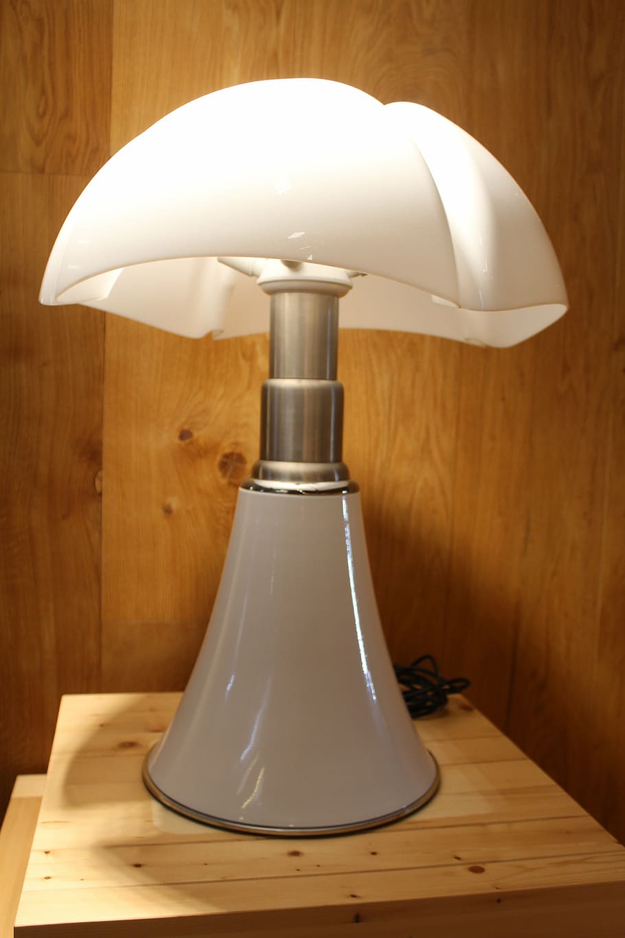 table lamp, light, illuminate, design, wood - material, lighting equipment HD wallpaper