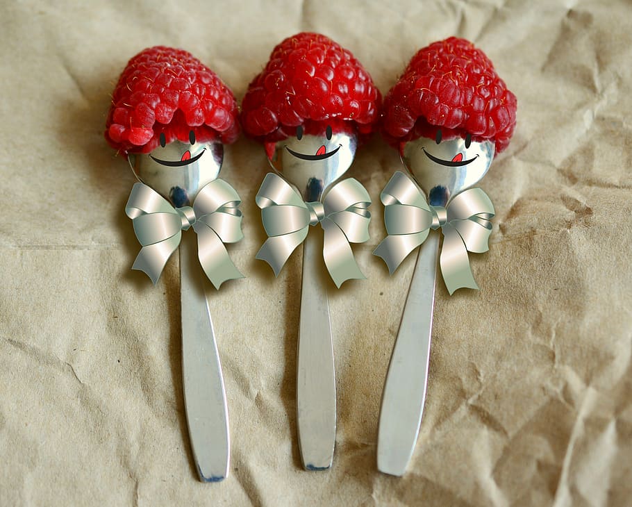 two stainless steel decorative spoons, raspberries, fruit, loop, HD wallpaper