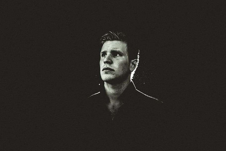 black-and-white, dark, face, head, man, model, night, person HD wallpaper