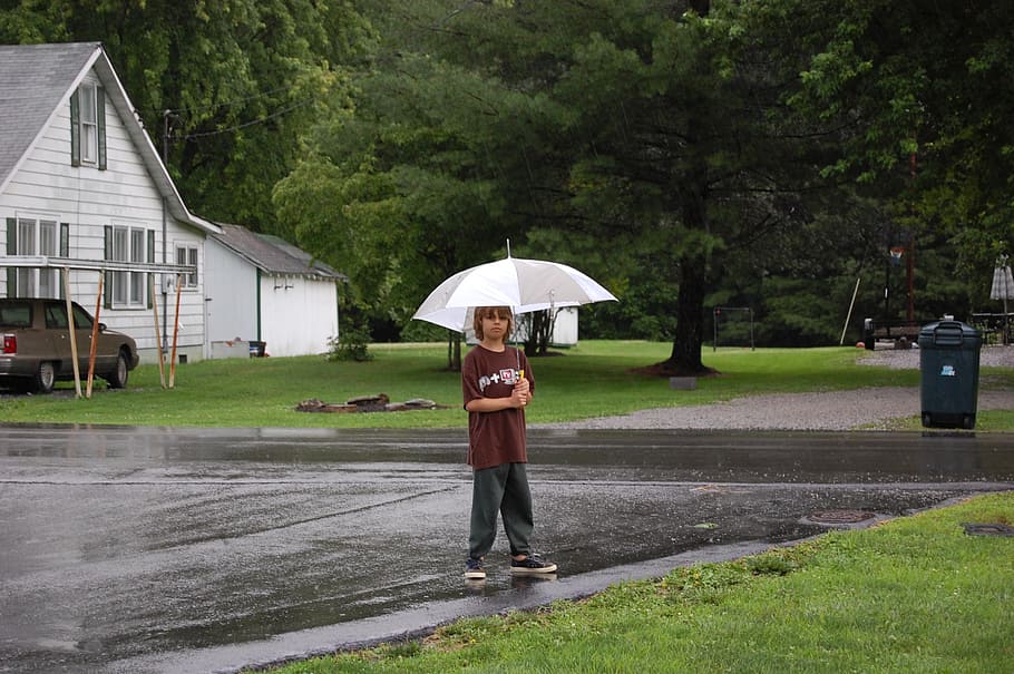 moody, baugh, grandson, umbrella, protection, rain, plant, full length HD wallpaper