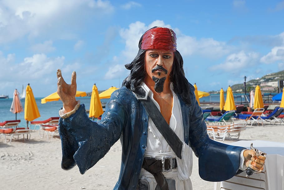 Captain Jack Sparrow statue, pirate, st maarten, figure, philipsburg