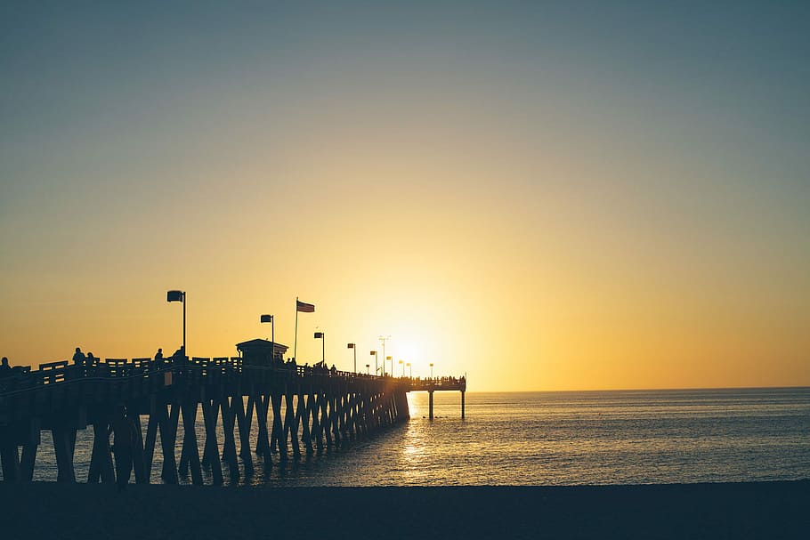 silhouette shot of dock and beach, silhouette of wooden dock on beach during sunset HD wallpaper