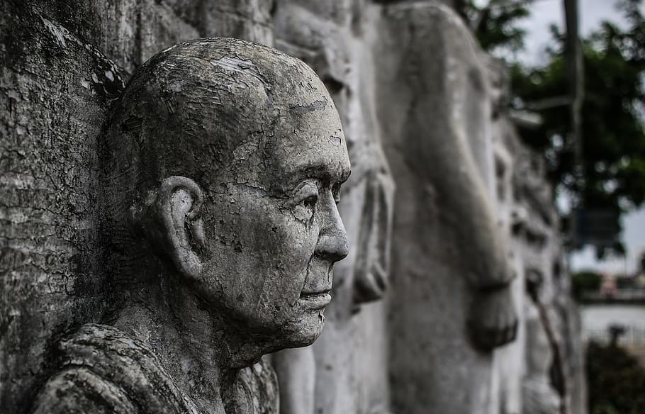 female woman statue on wall, stone, face, head, sculpture, art HD wallpaper