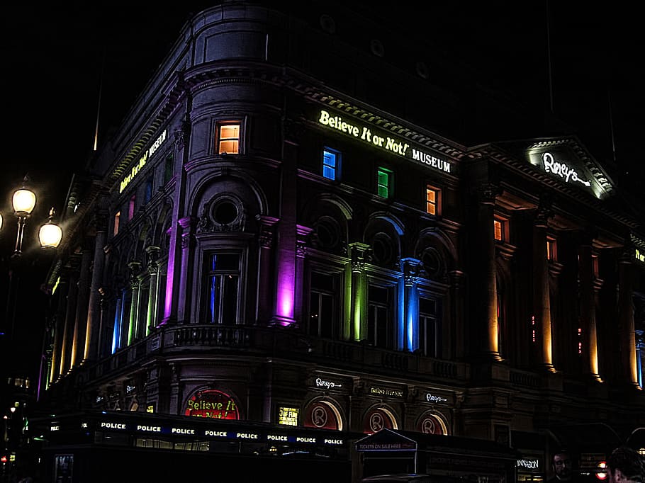 building, illuminated, picadilly, circus, london, english, evening HD wallpaper