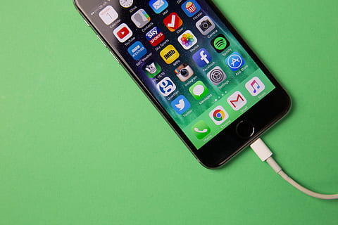 Apple iPhone mobile smartphone on charge, technology, telephone HD wallpaper