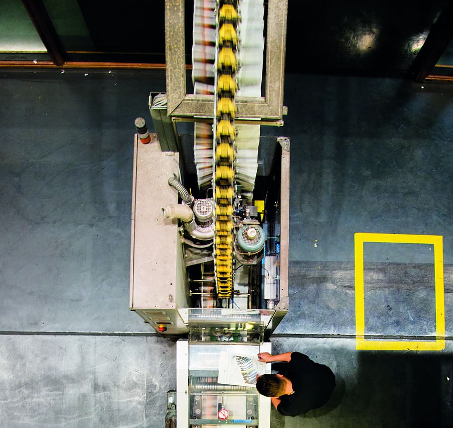 Printing press, person operating industrial machinr, equipment HD wallpaper