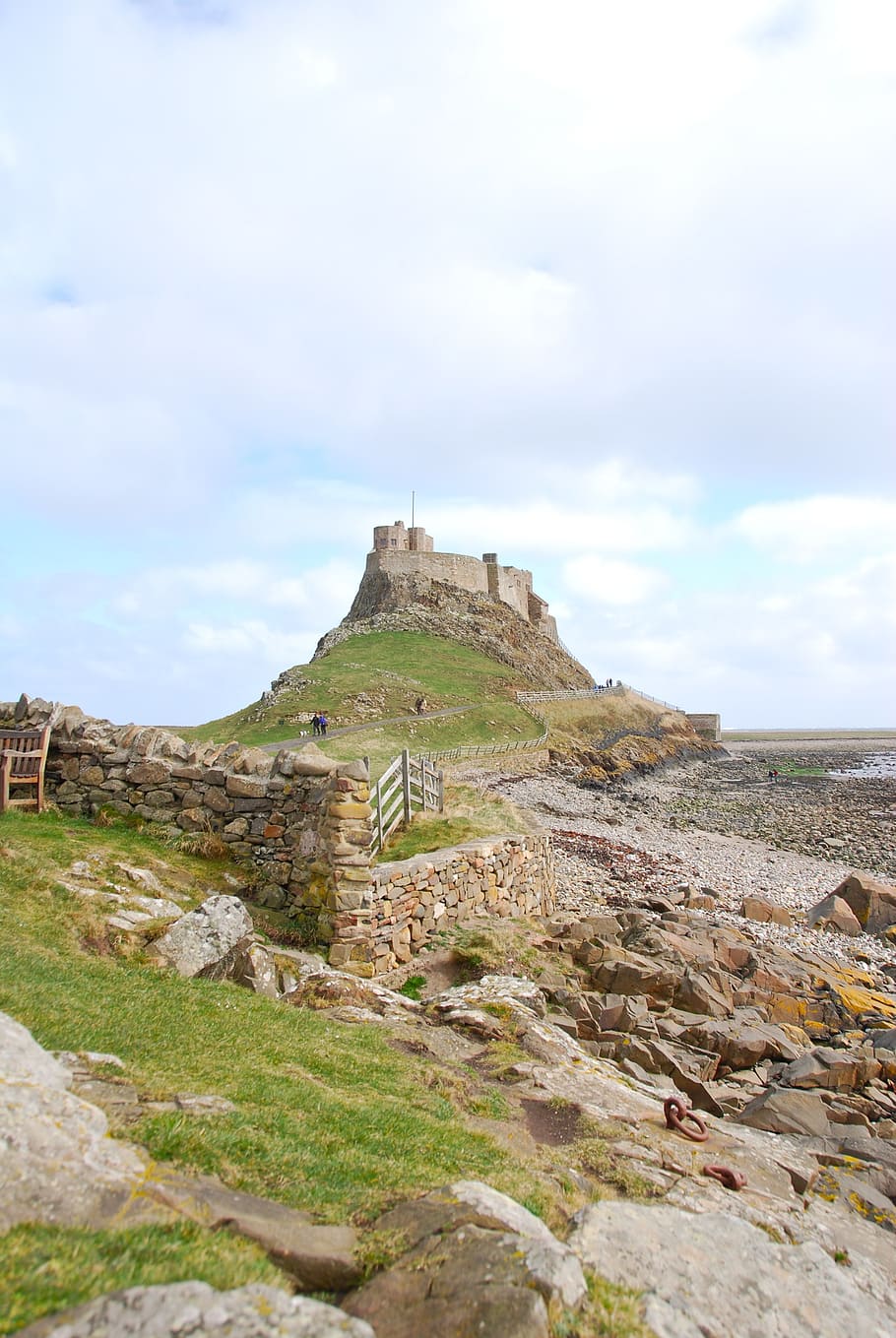 lindisfarne, castle, northumberland, holy, island, fortress, HD wallpaper