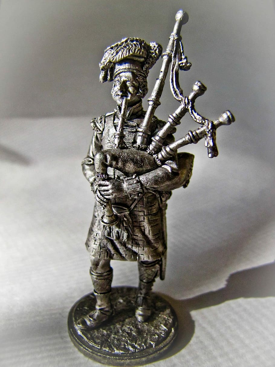 Tin, Soldier, Scotland, Bagpipes, fighters, beret, kilt, whiskey