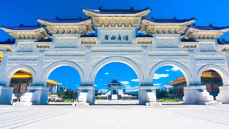 ancient Asian structure, temple, architecture, building, archway HD wallpaper