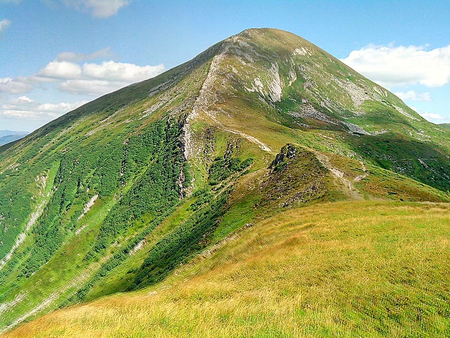 green mountain under the heat of the sun, the carpathians, ukraine, HD wallpaper