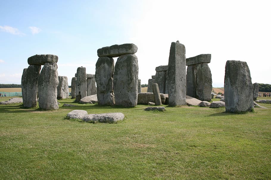 Stonehenge, Stone Circle, Landscape, grass, cemetery, history HD wallpaper