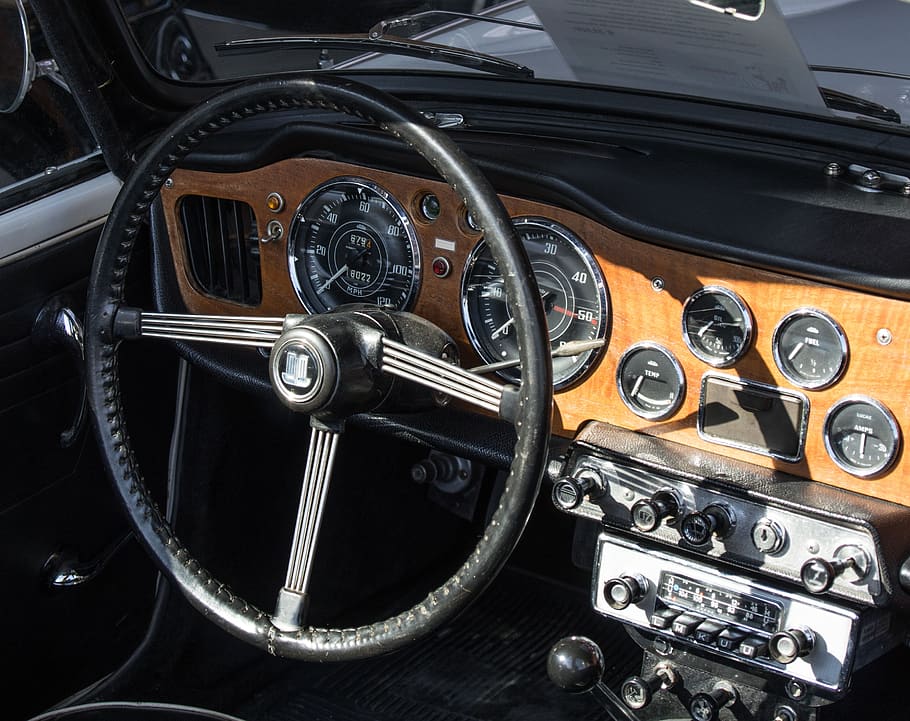 triumph, oldtimer, dashboard, cockpit, vehicle, classic, automotive HD wallpaper