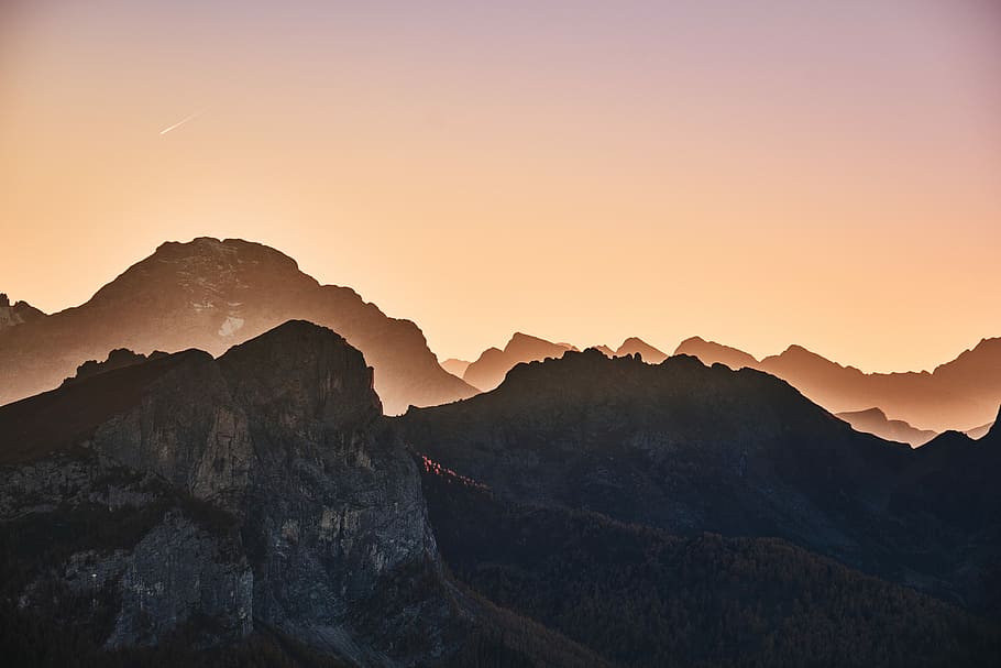 rocky mountain, brown and black mountain ranges, sunset, nature HD wallpaper