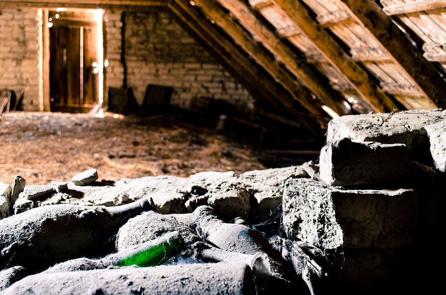 house with roof photography, attic, pise, old attic, tile, green bottle HD wallpaper