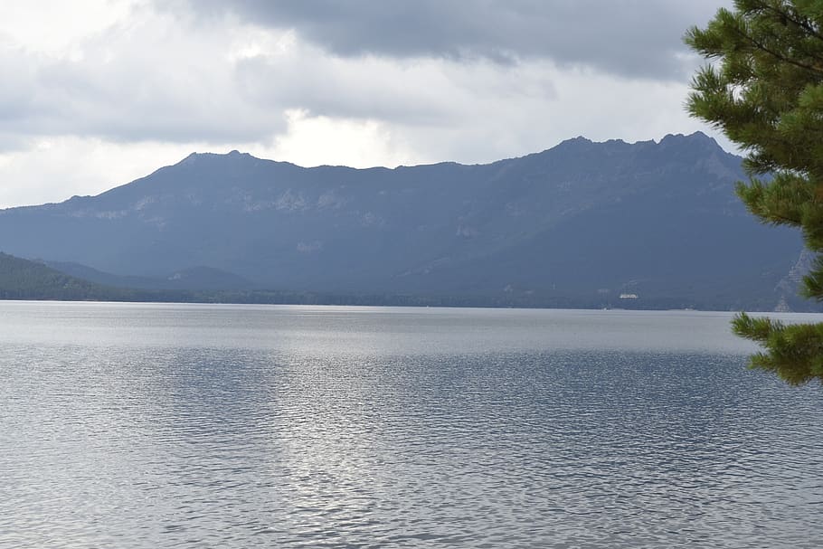 mountains, lake, nature, beauty in nature, water, tranquil scene HD wallpaper