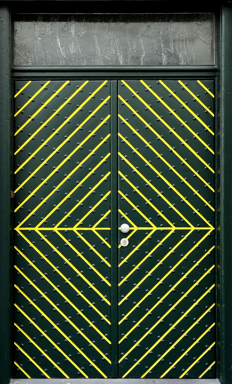 front door, input, building, green, yellow, no people, architecture HD wallpaper