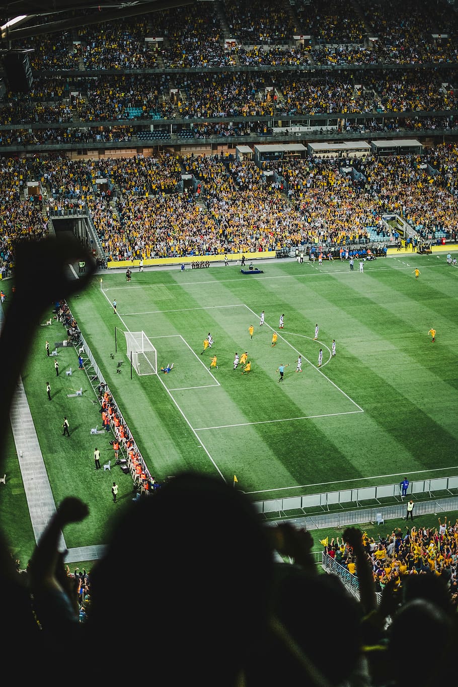 Football To The World, people playing soccer during daytime, stadium HD wallpaper