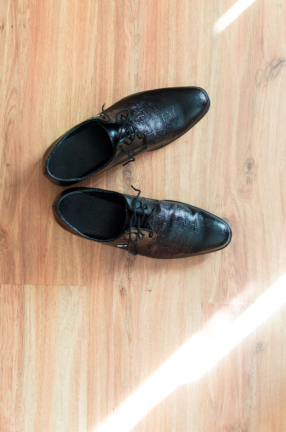 wood, fashion, shoes, brown, black, casual, colors, footwear HD wallpaper