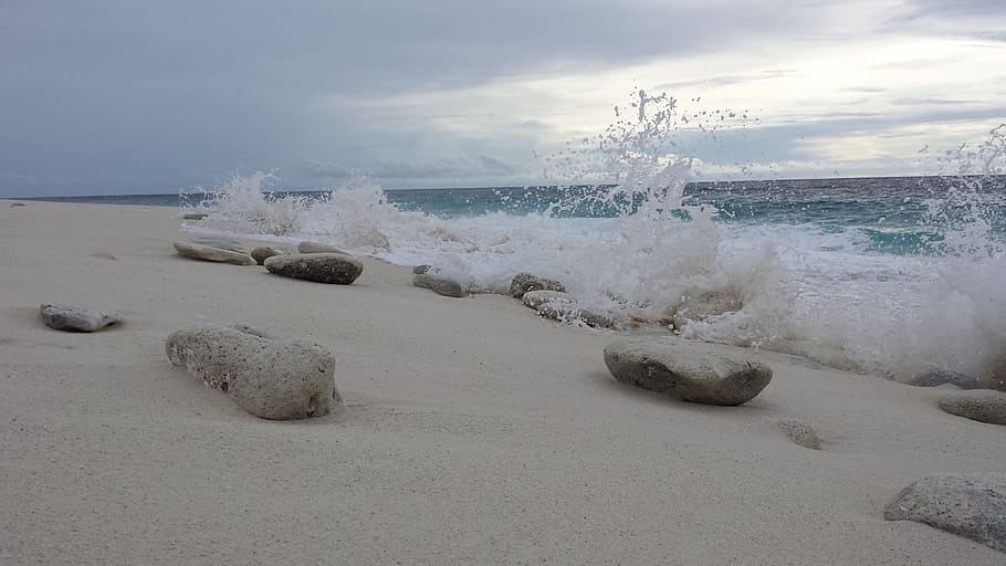 rock formations on sand, nature, beach, sky, rocks, waves, foams HD wallpaper