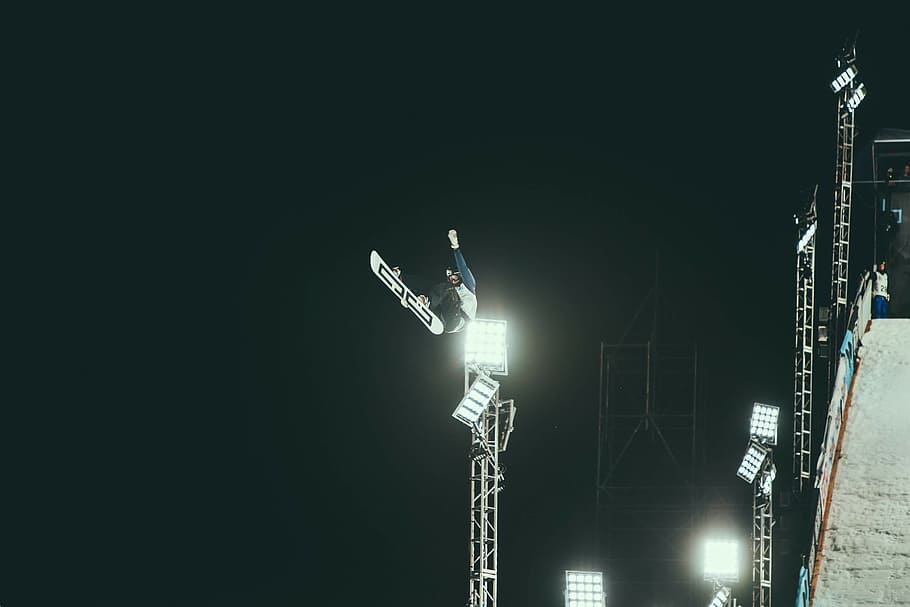 people, man, guy, ice, skate, board, flying, sports, game, spotlight HD wallpaper