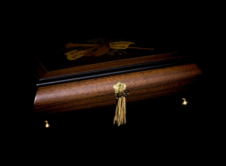 brown wooden trinket box, casket, chest, ornament, closure, jewelry box