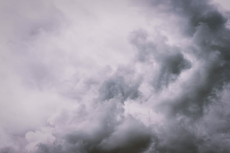worm's-eye view of clouds, low angle photograph of cloudy sky HD wallpaper
