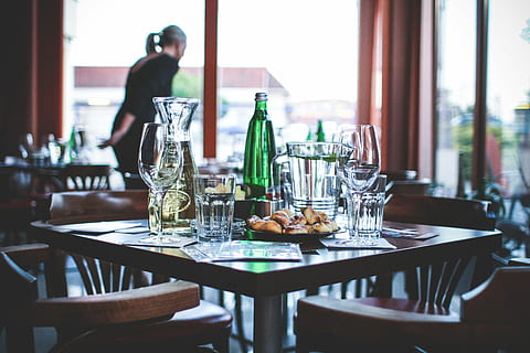 Table Is Ready For A Party!, birthday, cafe, wine, restaurant HD wallpaper