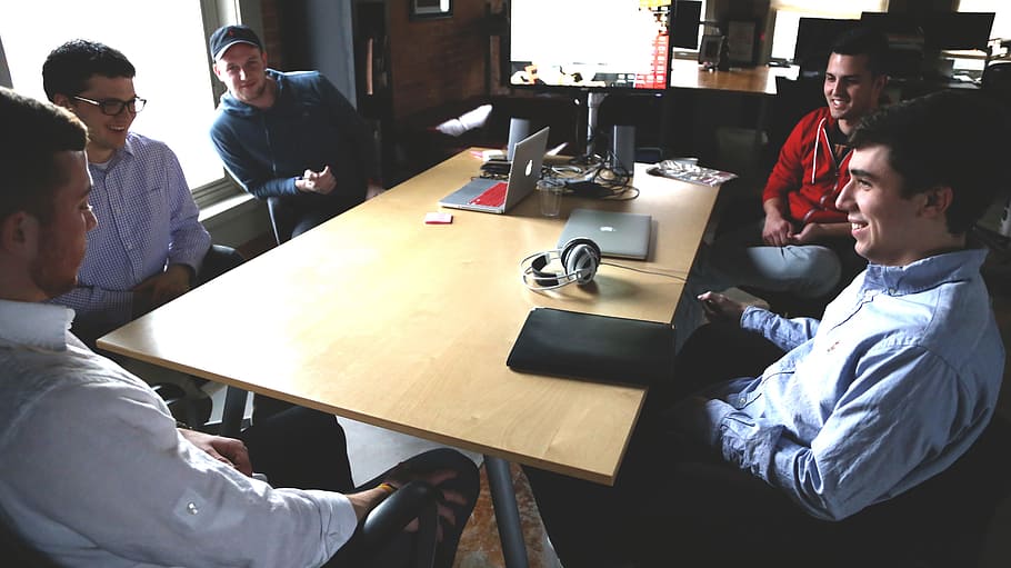 group of men sitting in front of table, startup, start-up, notebooks HD wallpaper