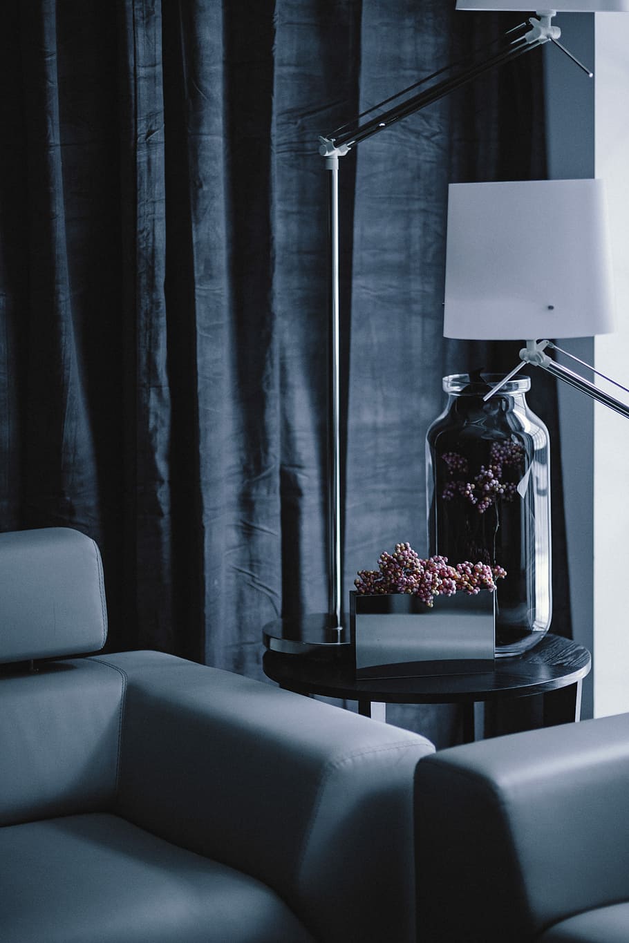 Minimal interior design, minimalist, sofa, furniture, gray, grey, HD wallpaper