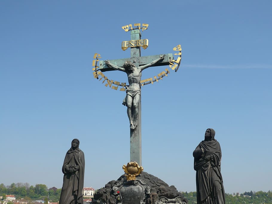prague, cross, bridge, human representation, male likeness HD wallpaper