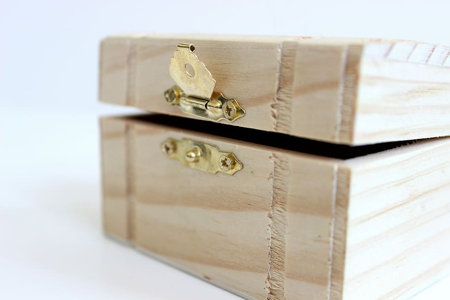 wooden treasure box craft