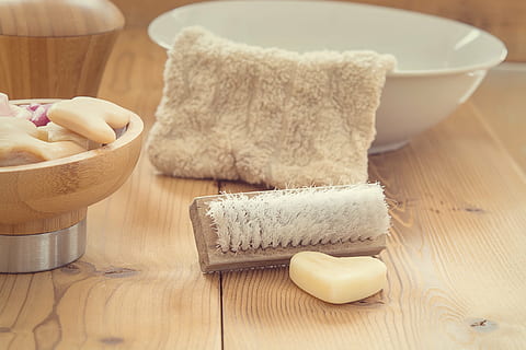 heart-shape bar soap beside brush, bad, wash, washcloth, bowl HD wallpaper