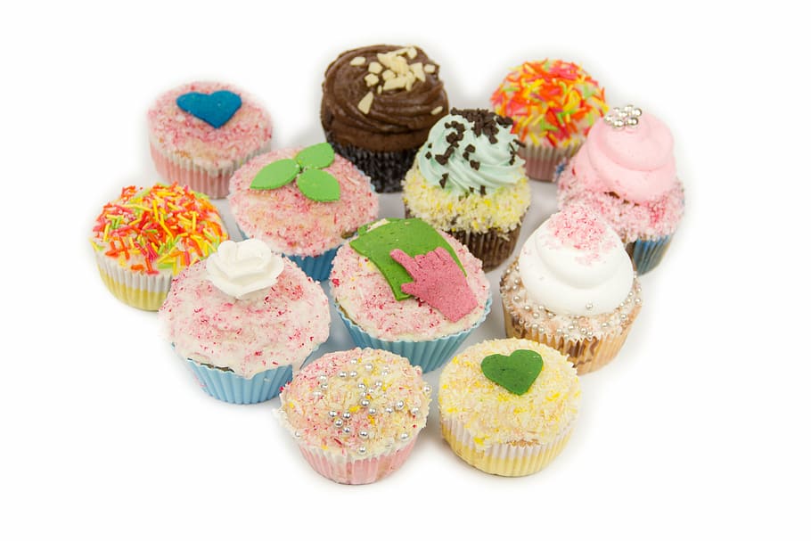 cupcakes, sweets, bakery, delicious, cream, design, dessert HD wallpaper