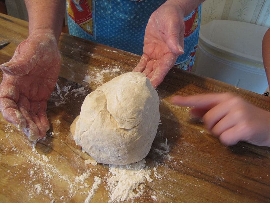 rolled dough on brown surface, Cooking, Chef, Teaching, Granny