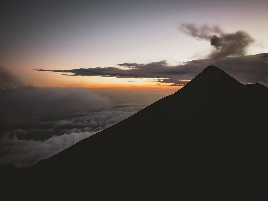 silhouette of mountain with clouds, silhouette of mountain during sunset HD wallpaper