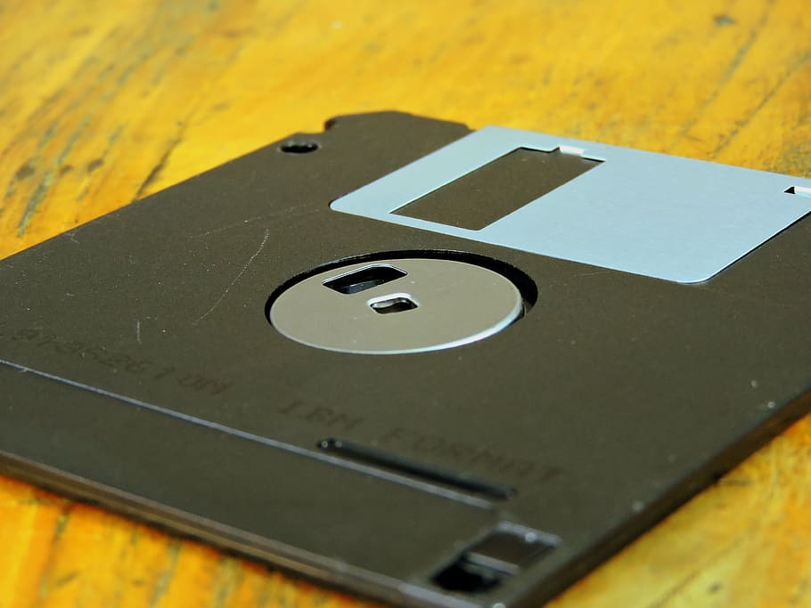 floppy, vintage, memory, computer, old, ancient, antiquity HD wallpaper