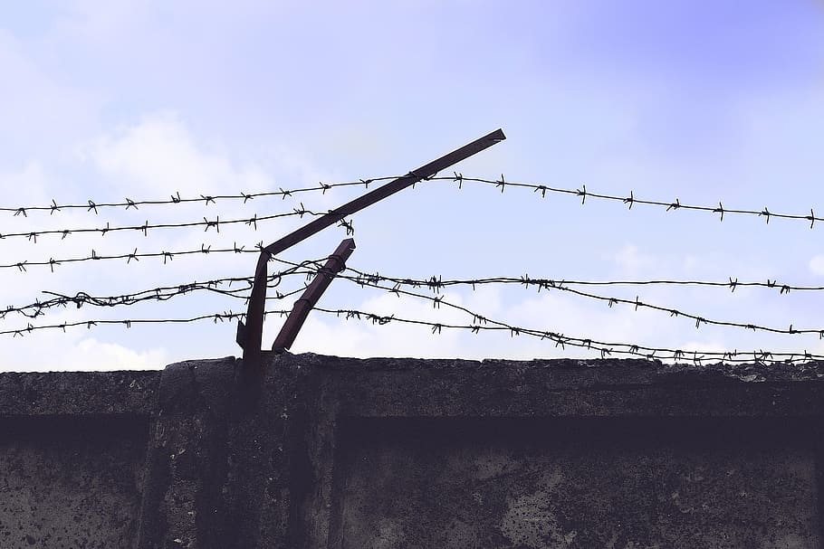 high angle photography of concrete wall with barbed wire, dom, HD wallpaper