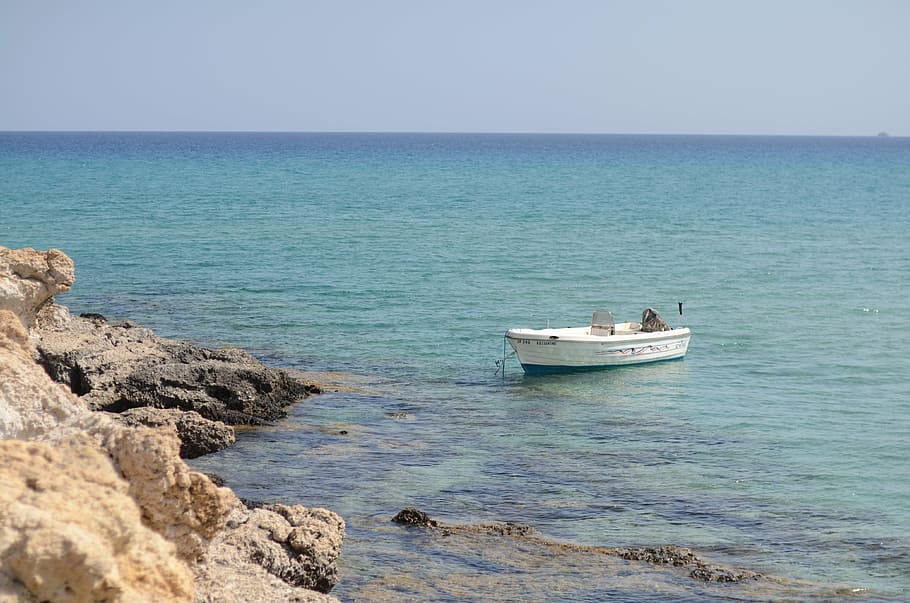 sea, boat, clear water, holidays, small boat, rock, rocks, beach, HD wallpaper