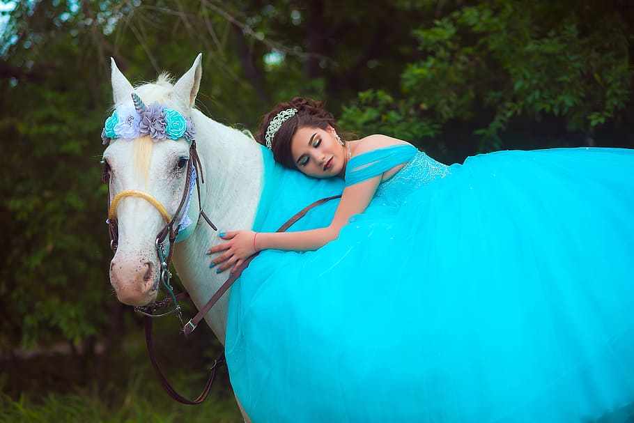 woman riding horse, outdoors, nature, summer, nice, xv años HD wallpaper