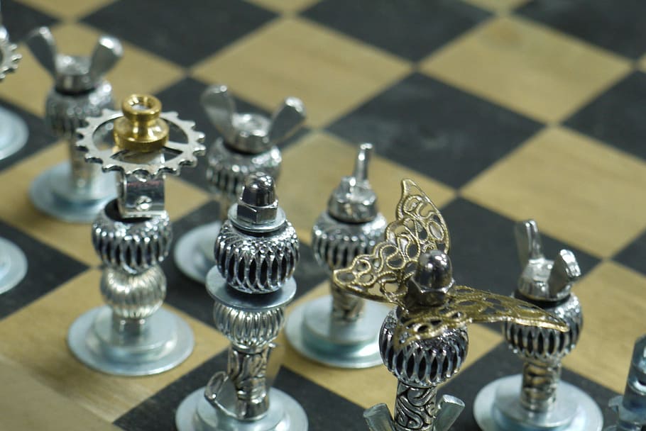 silver-colored gear chess pieces on beige and black board, gray HD wallpaper
