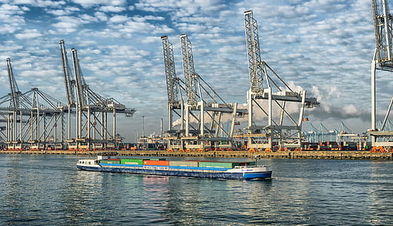 blue and gray ship near shore at daytime, Freighter, Cargo HD wallpaper
