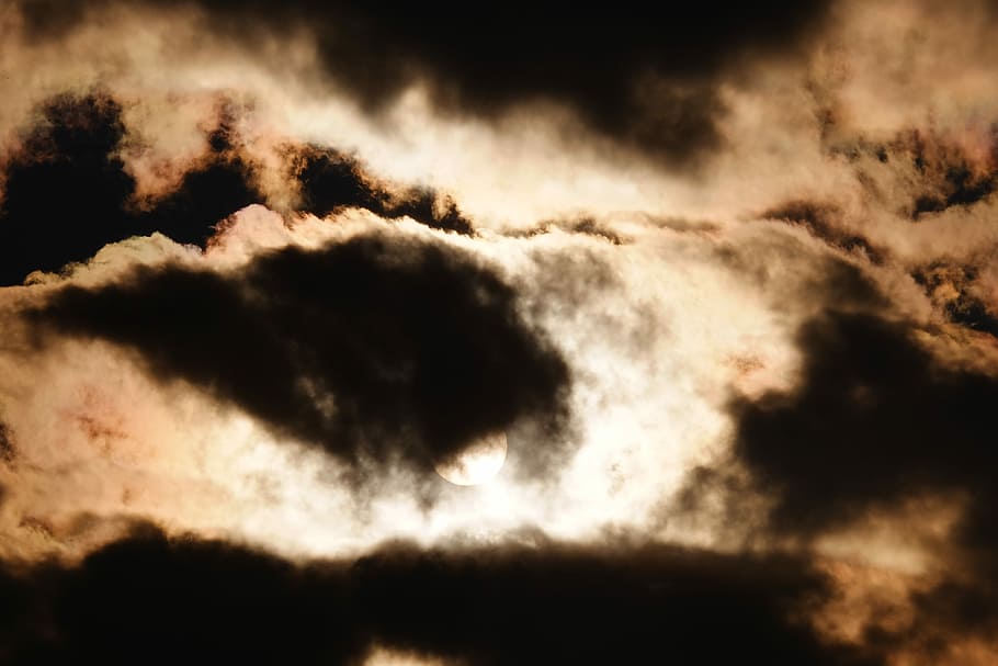 Golden Cloud, low angle photography of sun covered clouds, night HD wallpaper