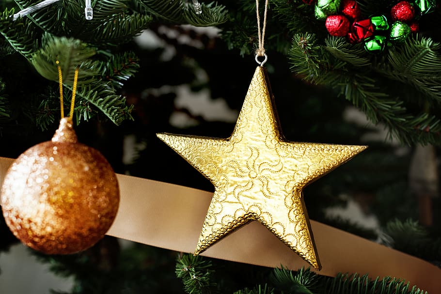 Yellow Star and Orange Bauble, bright, celebration, christmas HD wallpaper