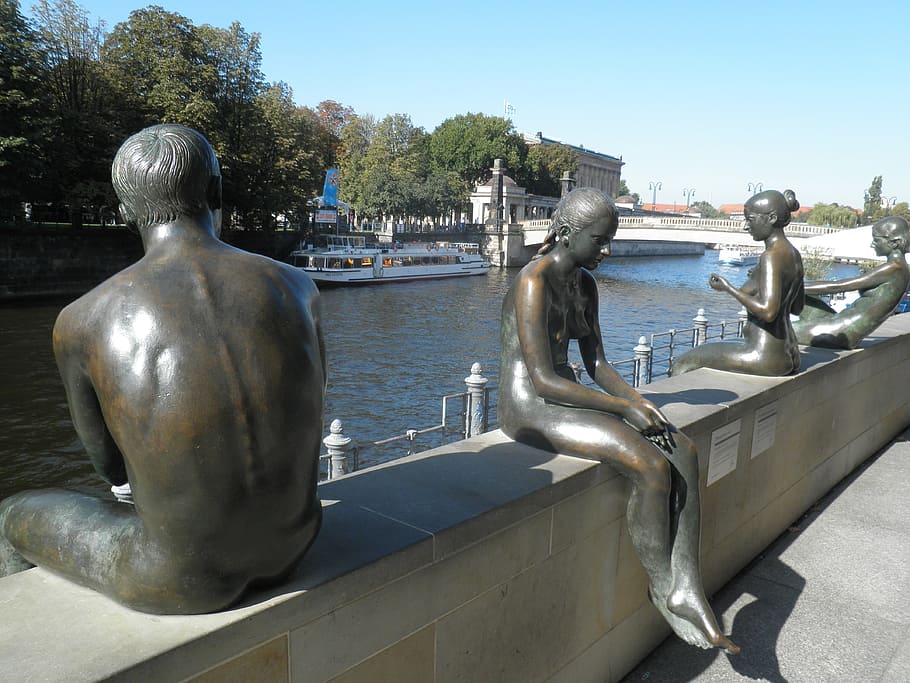 berlin, image, river, spree, sculpture, water, representation HD wallpaper